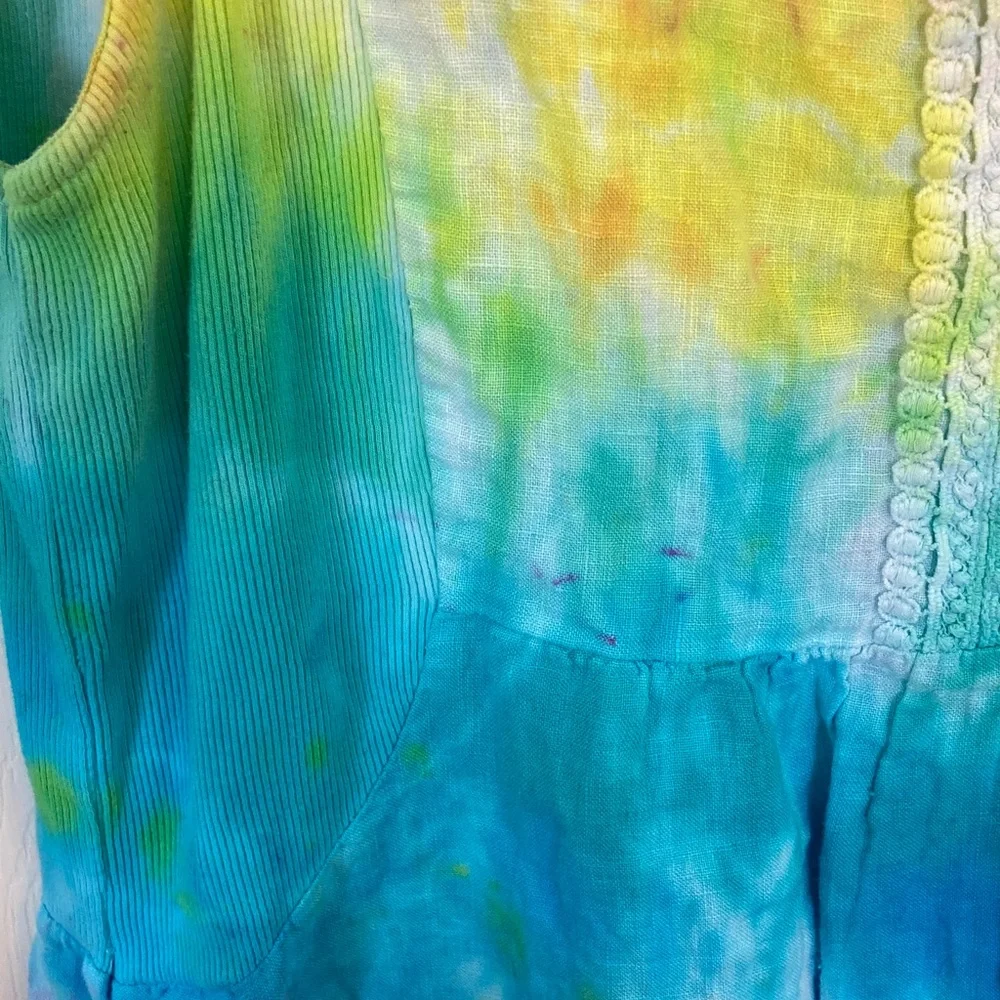 Vibrant Multicolor Linen Tie-Dye Sleeveless Dress - Picture 3 of 9